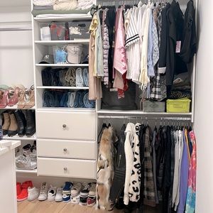 Selling pieces in my closet. Everything I post will be in GOOD/GREAT condition